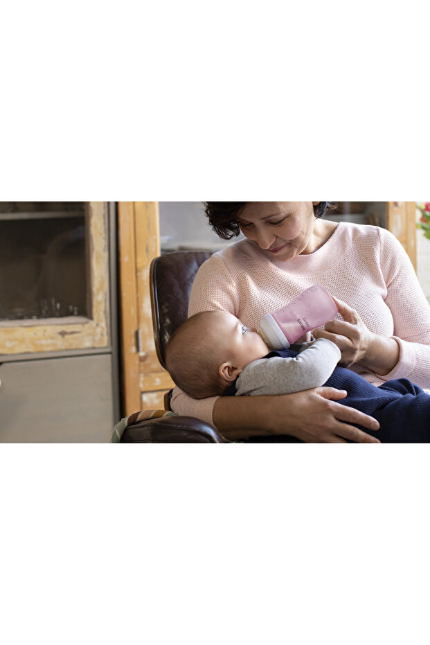 PHILIPS AVENT SCY933/01 Sklenená fľaša, Prirodzená reakcia, 240 ml, pomalý prietok, od 1 mesiaca - 5