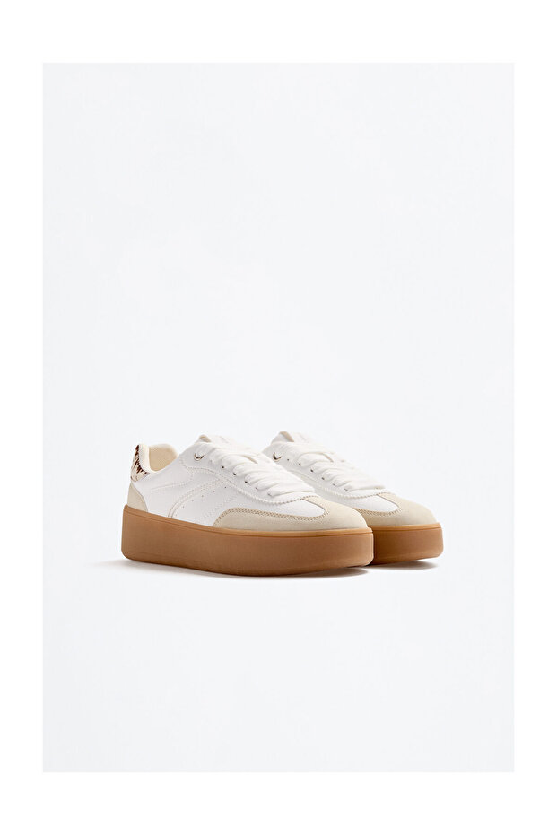 Dámské karamelové tenisky s podrážkou - 2