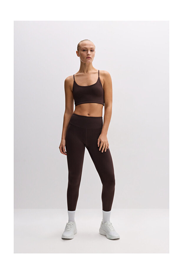 Дамски спортен топ Basic - 2