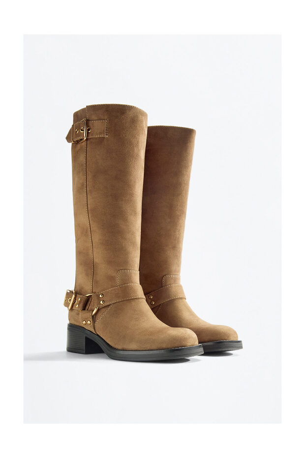 Női művelúr lapos talpú csatos csizmák - 2