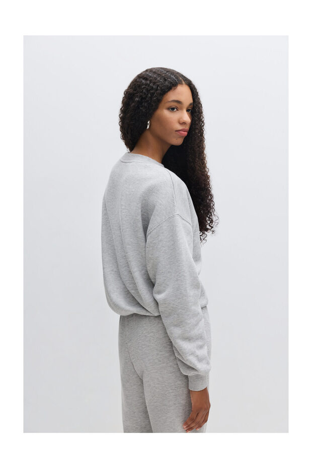 Дамска спортна блуза Basic - 4