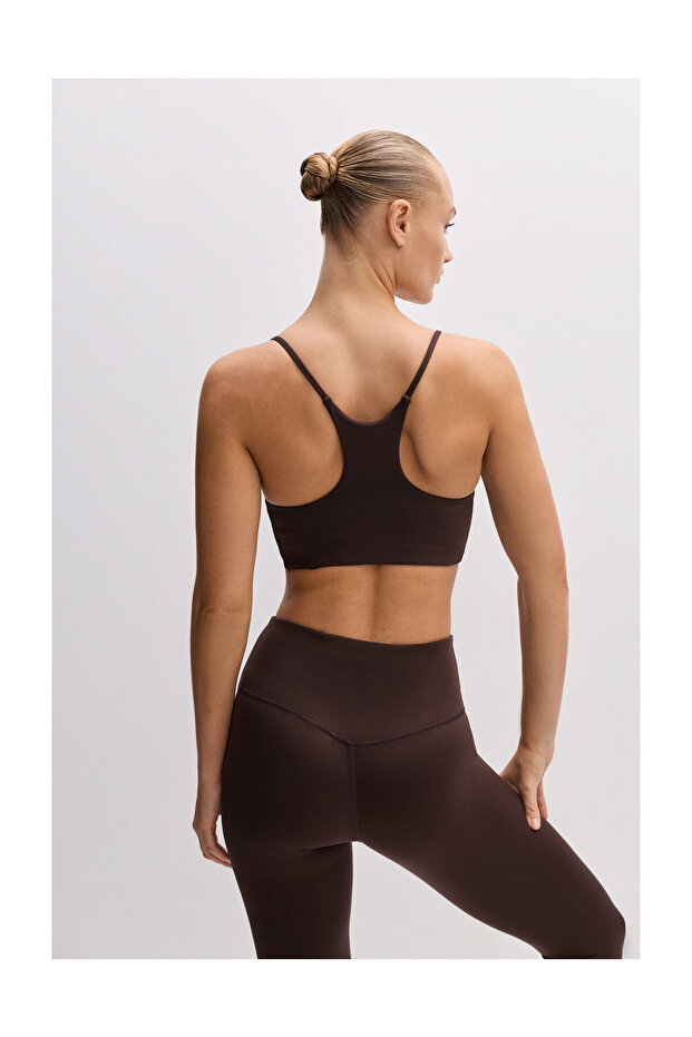 Дамски спортен топ Basic - 4