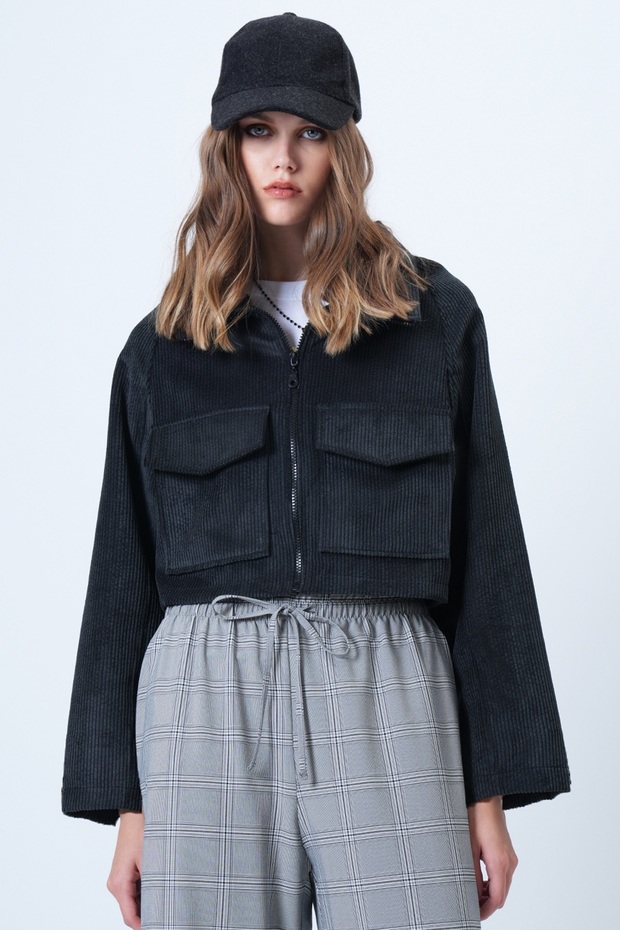 Women's Black Double Pocket Raglan Sleeve Velvet Jacket Alc-X14604