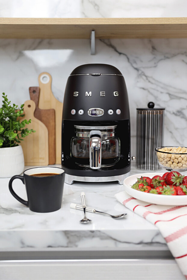 50's Style Matte Black Filter Coffee Machine Special Edition - 1