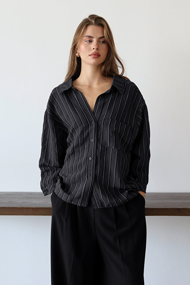 Siyah Çizgili Oversize/Geniş Kalıp Dokulu Gömlek TWOAW26GO00083 - 2