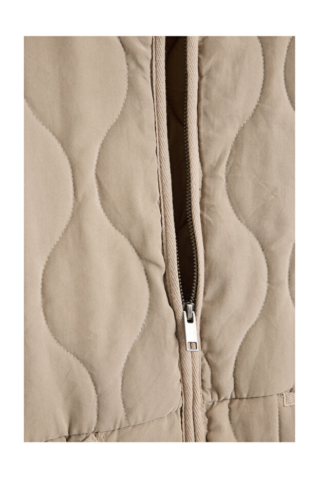 Kurtka pikowana z efektem sprania - 8