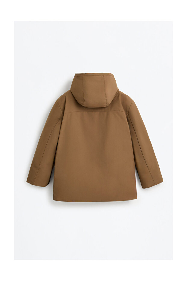 Krótka kurtka z kieszeniami dla dzieci - 2