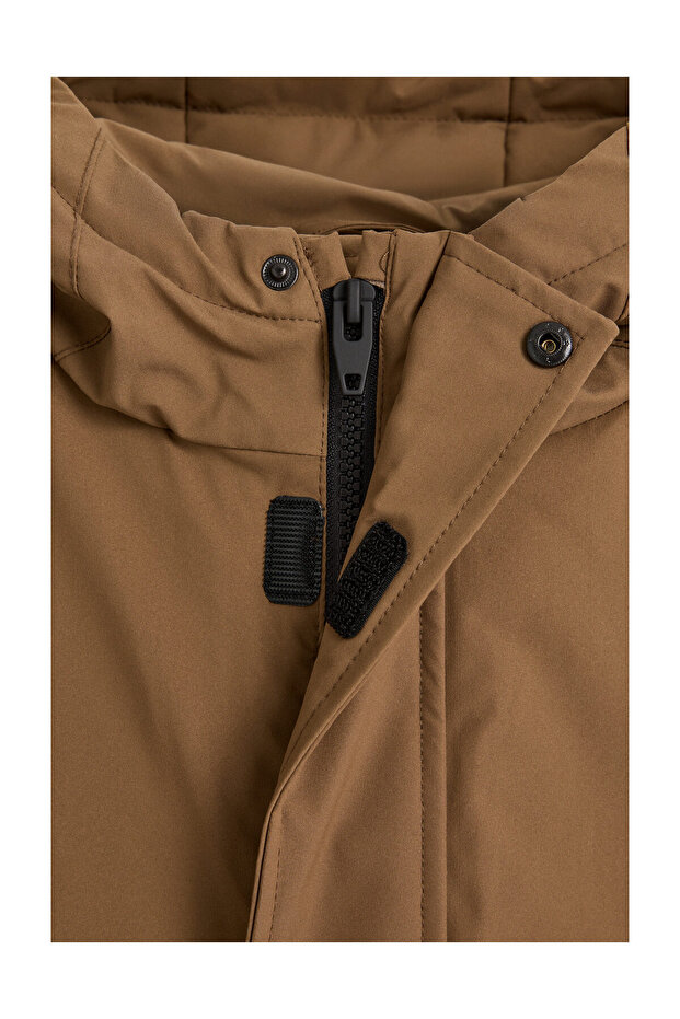 Krótka kurtka z kieszeniami dla dzieci - 3