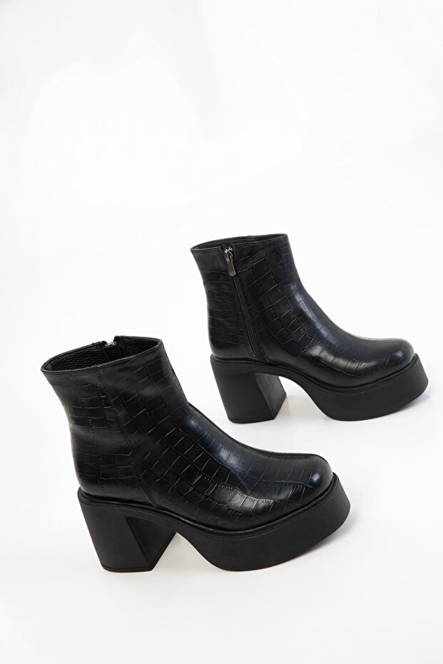 Black Krako Women's Boots & Booties 19986