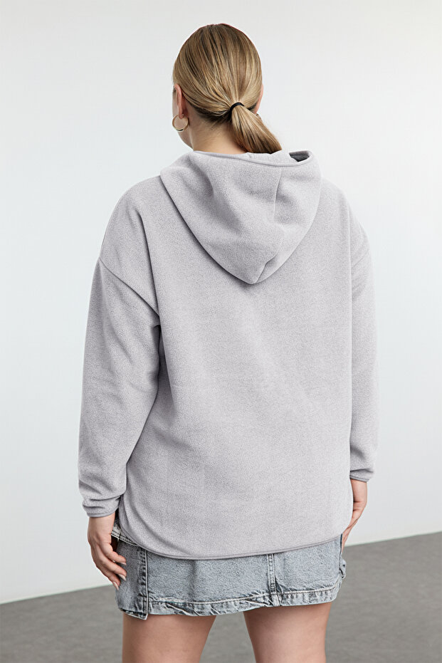Gri Kalın Polar Kapüşonlu ve Fermuarlı Oversize/Bol Kesim Örme Büyük Beden Sweatshirt TBBAW25AO00030 - 8