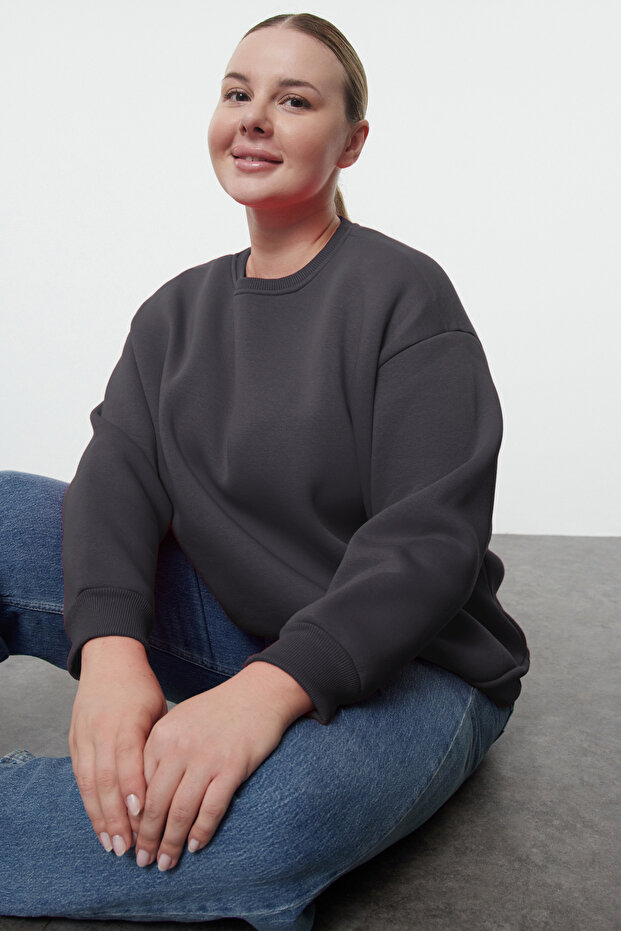 Antrasit Oversize/Bol Kesim Basic Bisiklet Yaka Kalın/İçi polarlı Örme Sweatshirt TBBAW25AO00008 - 1