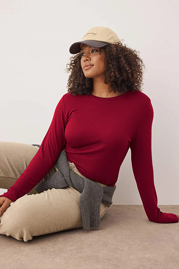 Bordo Premium Yumuşak Kumaşlı Viskon Bisiklet Yaka Crop Esnek Örme Bluz TBBAW25AF00027 - 2