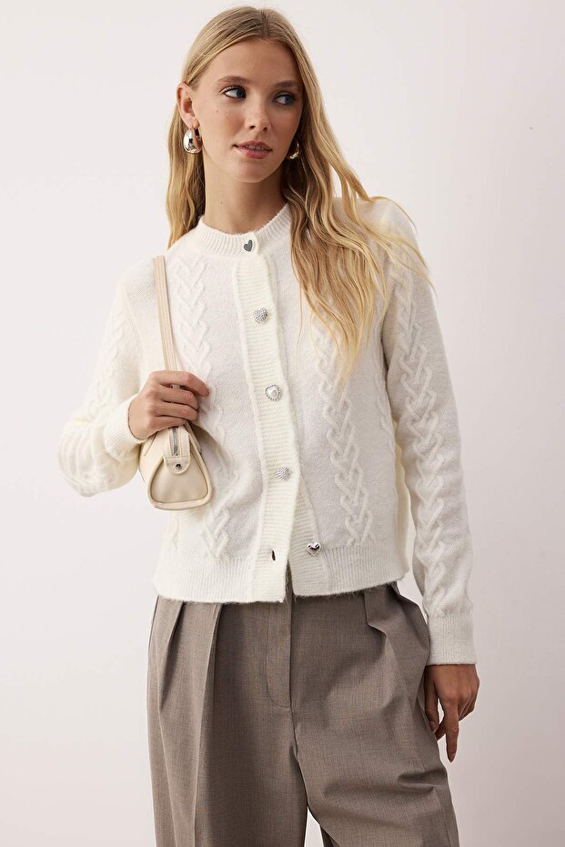 Ecru Haarstrick-Knopf-detaillierte weiche, strukturierte Strickjacke TWOAW26HI00040 - 1