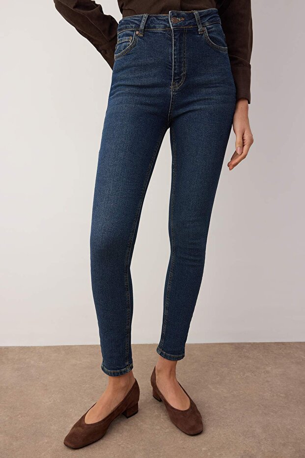 Lacivert Vücudu Saran Yüksek Bel Ekstra Esnek Skinny Jeans TWOAW24JE00068 - 3