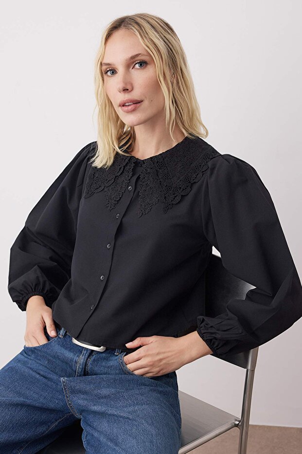 Siyah Boho Güpür Yaka Detaylı Hafif Crop Gömlek TWOAW26GO00071 - 1