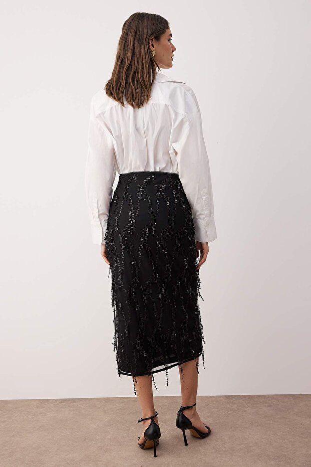 Black Fringed Sequin Detailed Midi Skirt Tpraw26Et00009 - 4