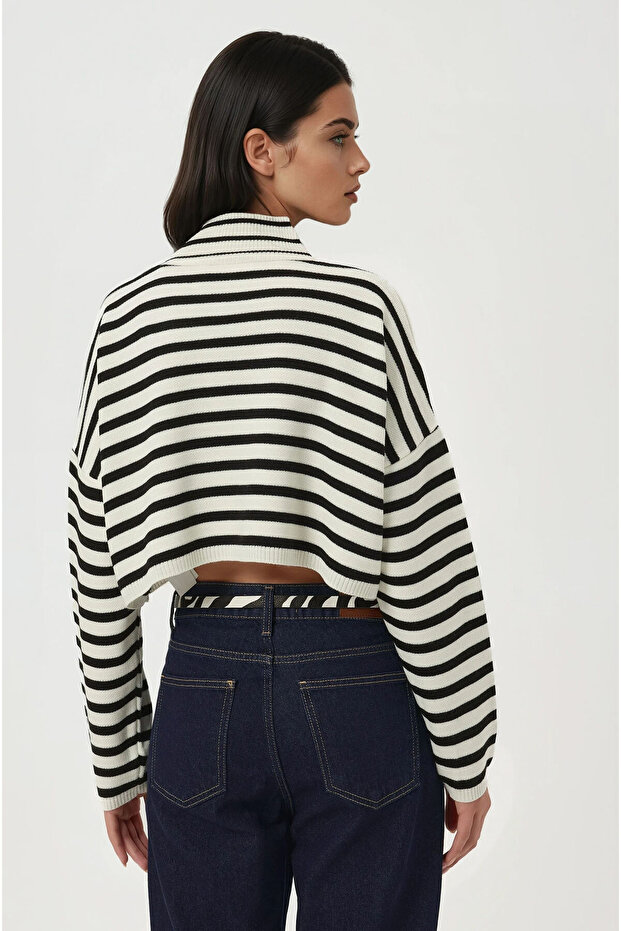 Yüksek Yakalı Crop Kazak - 6