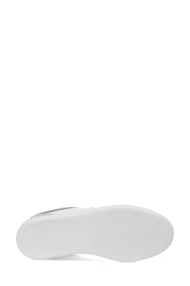 Casey 5Pr White Men's Sneaker - 6