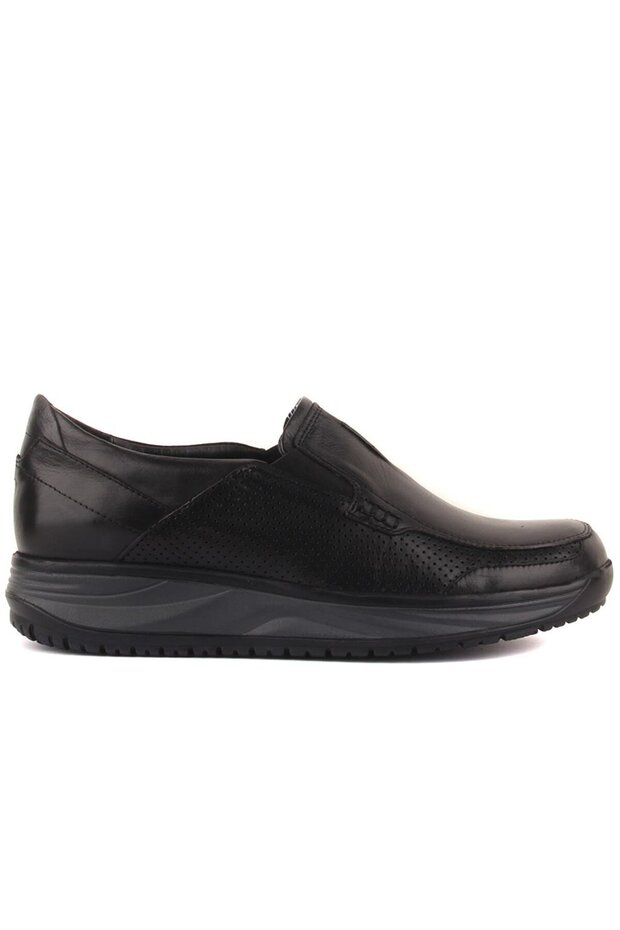 - Black Leather Men's Casual Shoes 101-3289-65390