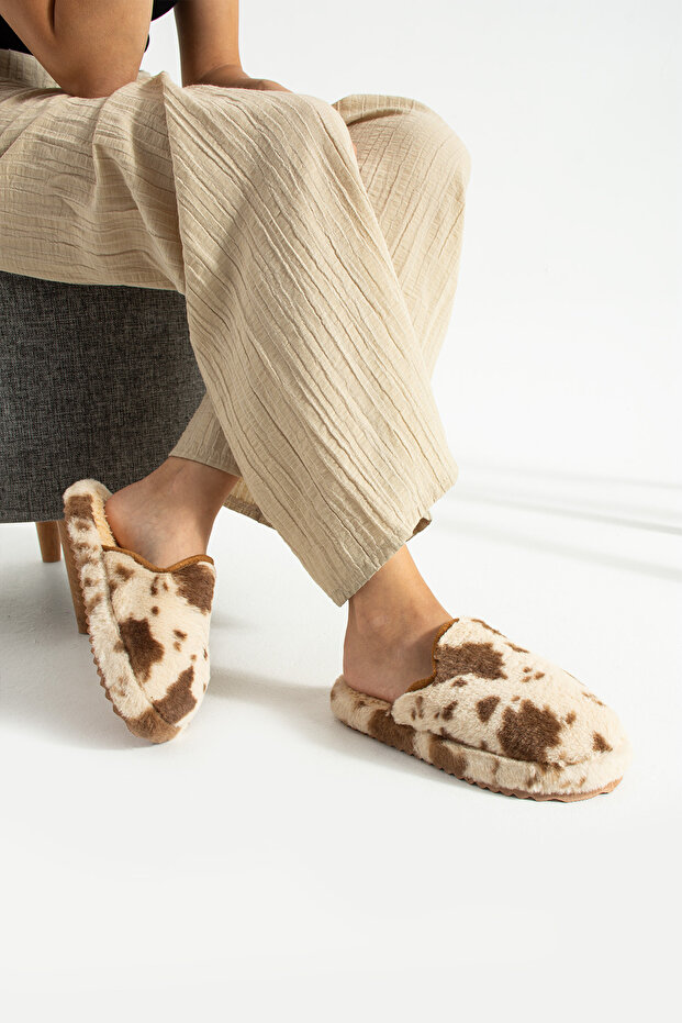 Bej Alacalı Yünlü Kışlık Terlik - 6