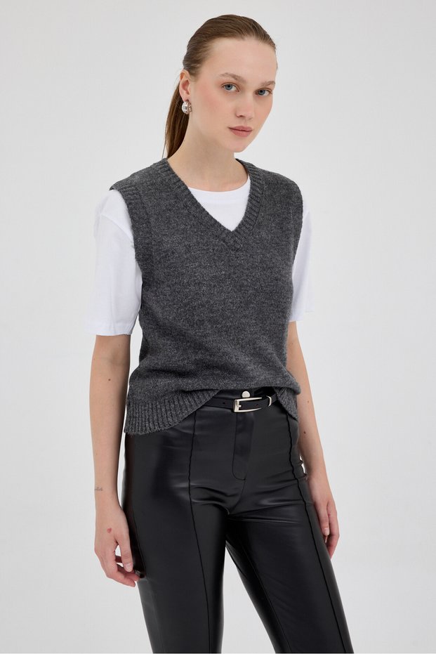 Antrasit Oversize V Yaka Kadın Süveter 2292