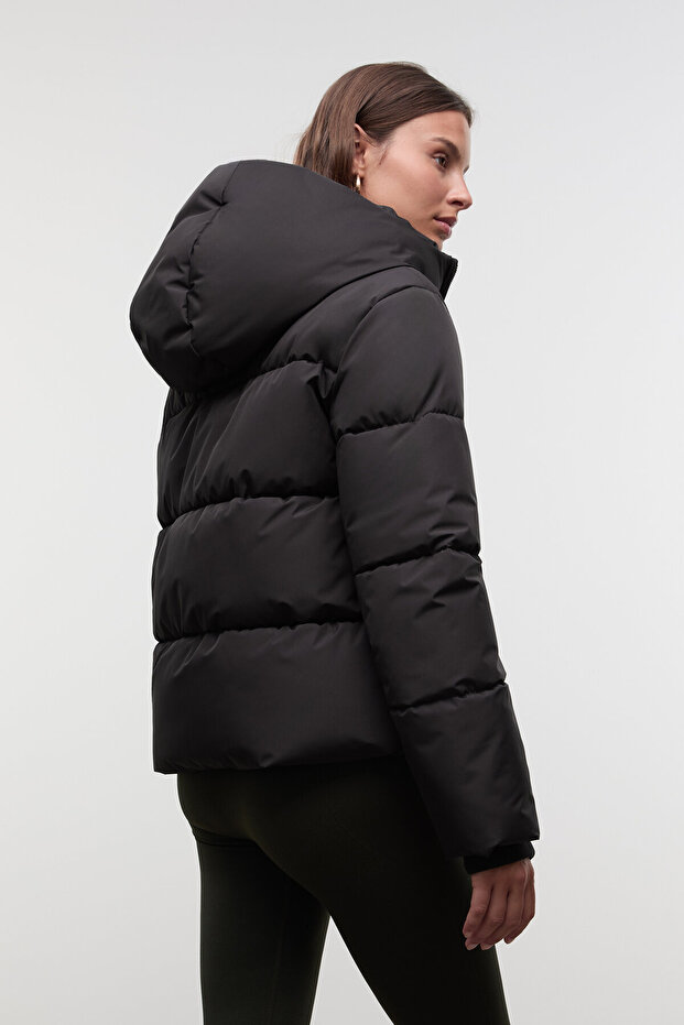 Kapüşonlu basic şişme mont - 6