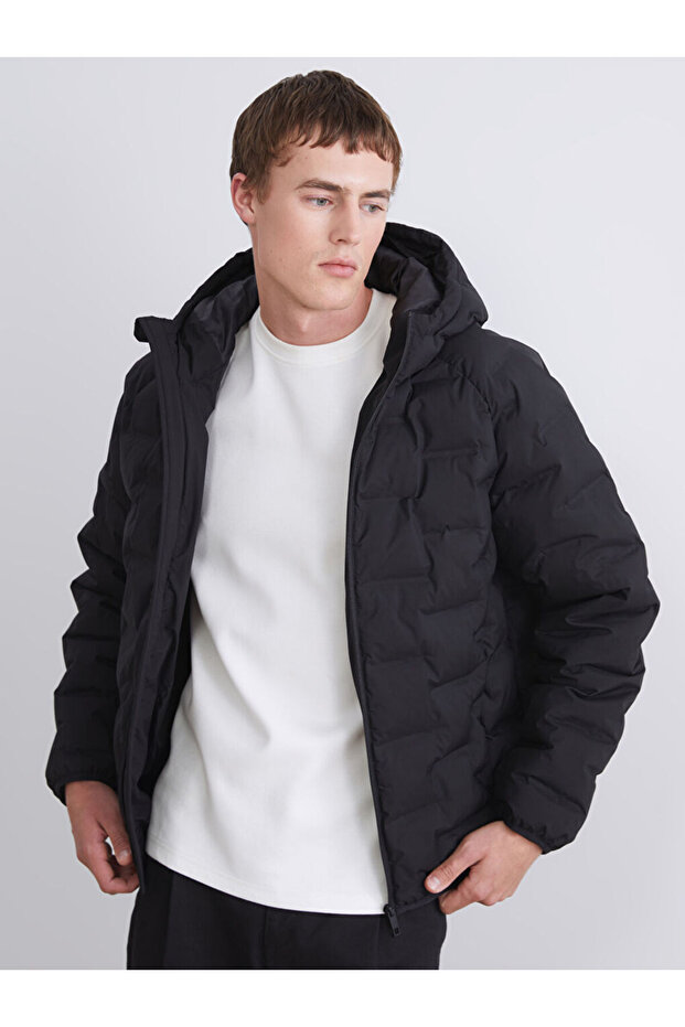 Black Slim Fit Hooded Men's Puffer Jacket