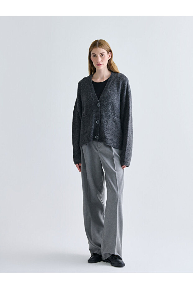 Antrasit V Yaka Oversize Kadın Triko Hırka - 2