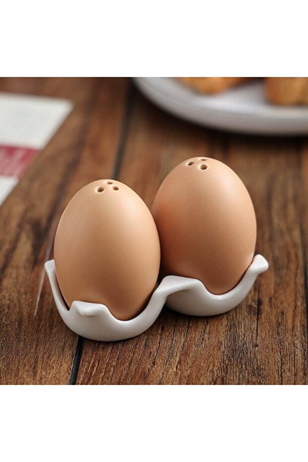 2Pcs 2Pcs Creative Ceramics Egg Model Seasoning Cruet Decorative Porcelain Salt and Pepper Caster Ki