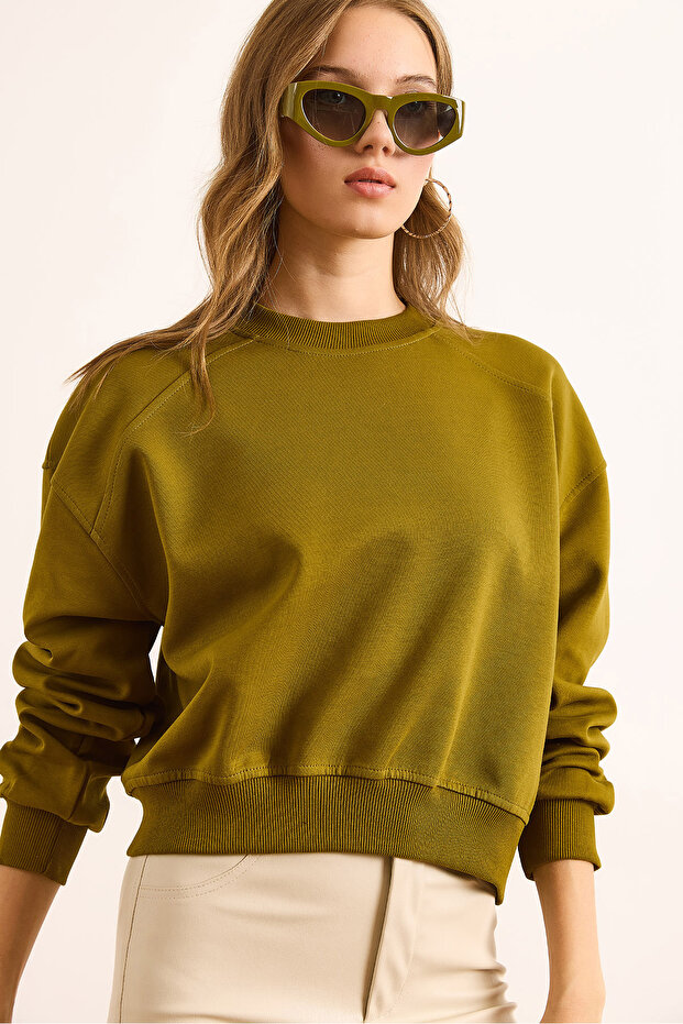 Women's Oil Green Double Interlock Sleeve Detailed Thick Sweatshirt Swt-19000735