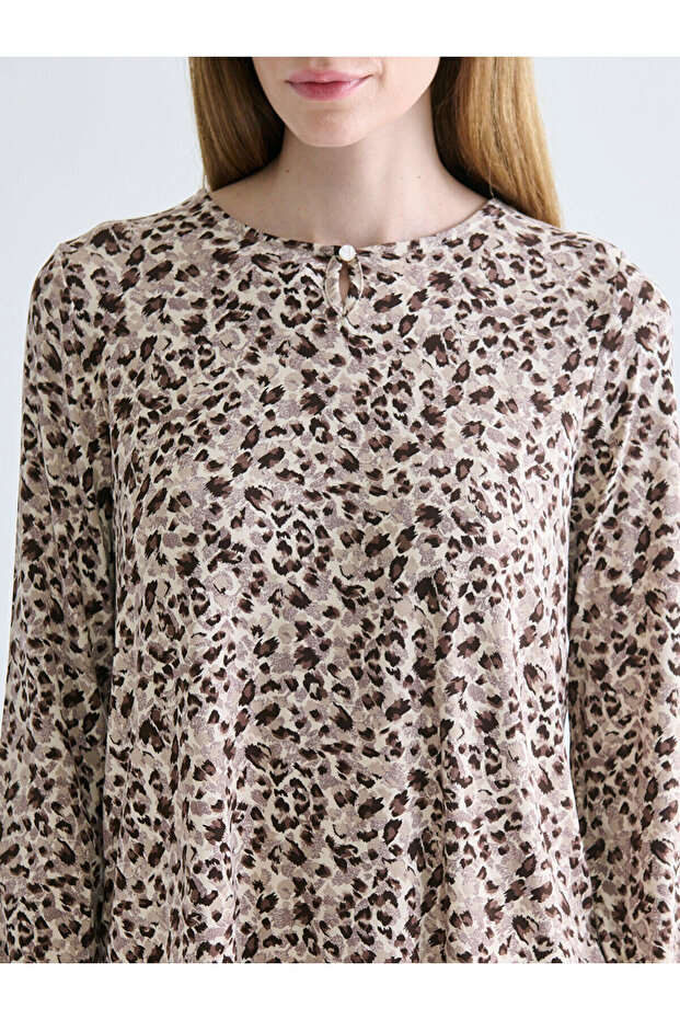 طاقم الرقبة منقوشة بلوزة - 5