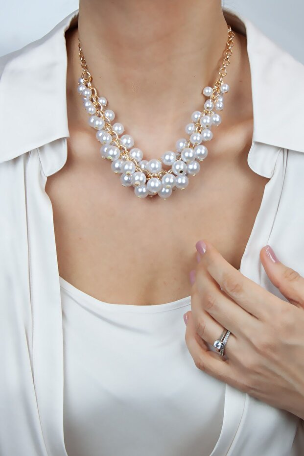 Gold Color Pearl Cluster Necklace