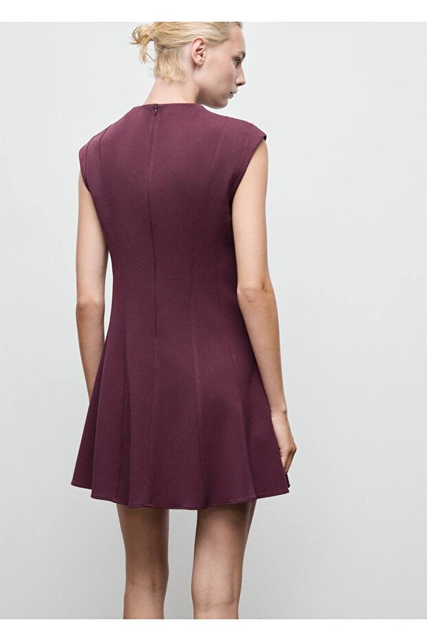 Dikişli evaze elbise - 4