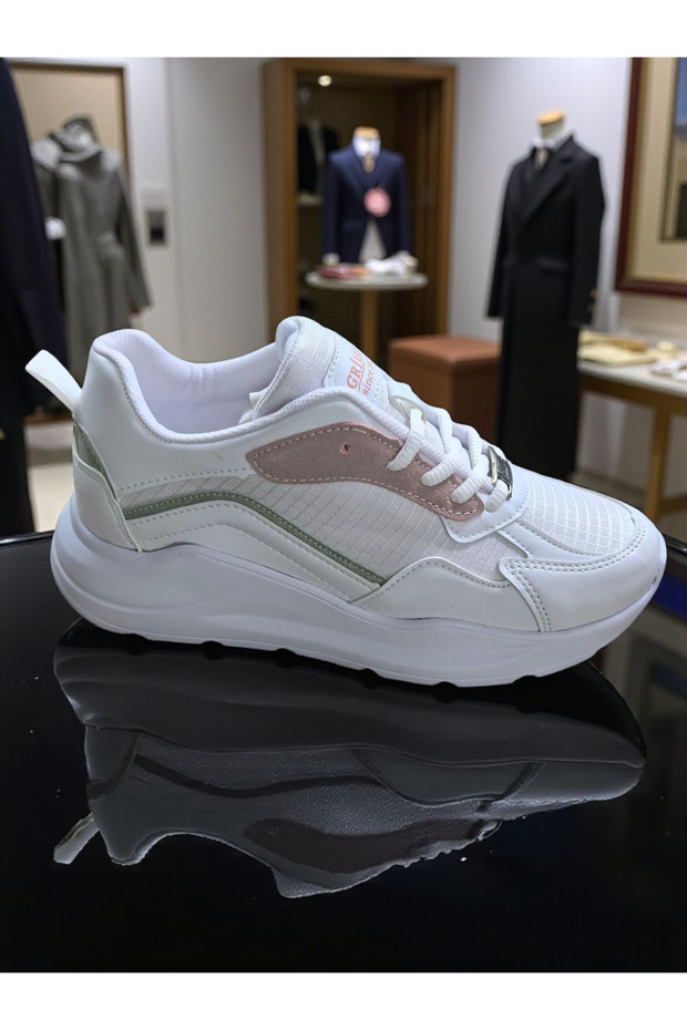 Konay Grjk High Sole Sneakers