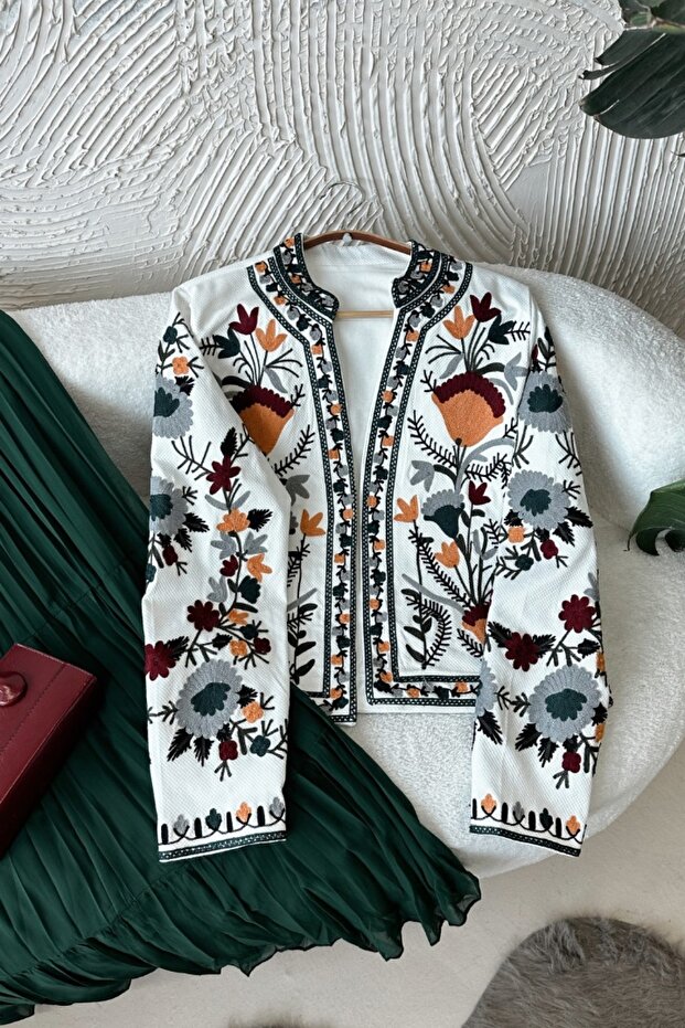 Bera Beyaz Ceket - 4