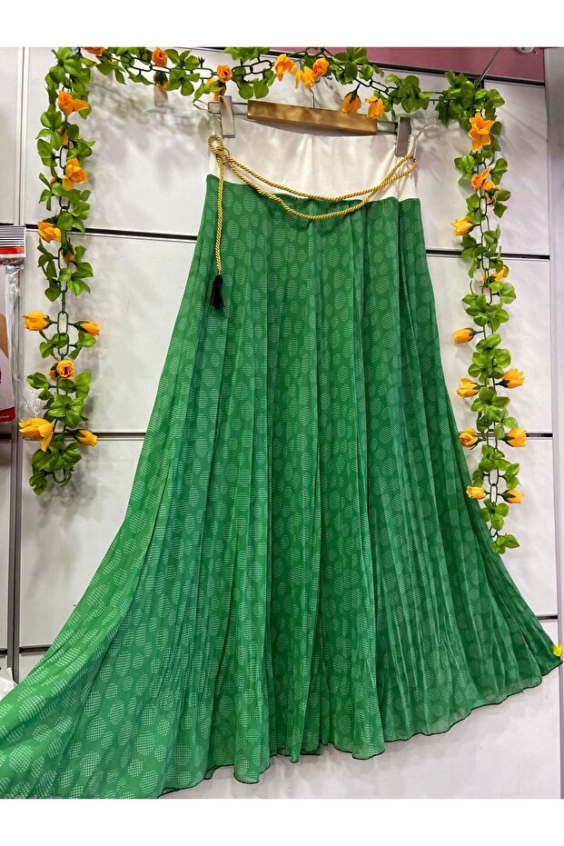 تنورة على شكل جرس مبطنة بالشيفون المزخرف - 1