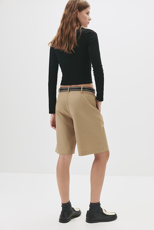 Vücuda oturan pamuklu tişört - 4