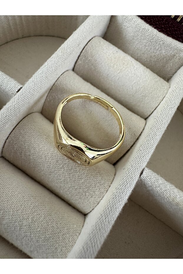 خاتم المتاهة الذهبي - 3