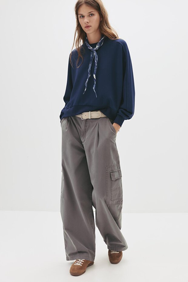 Düz renk bisiklet yaka sweatshirt - 3