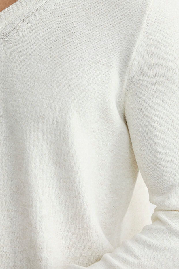 V Yaka Basic Triko Kazak - Kemik - 5