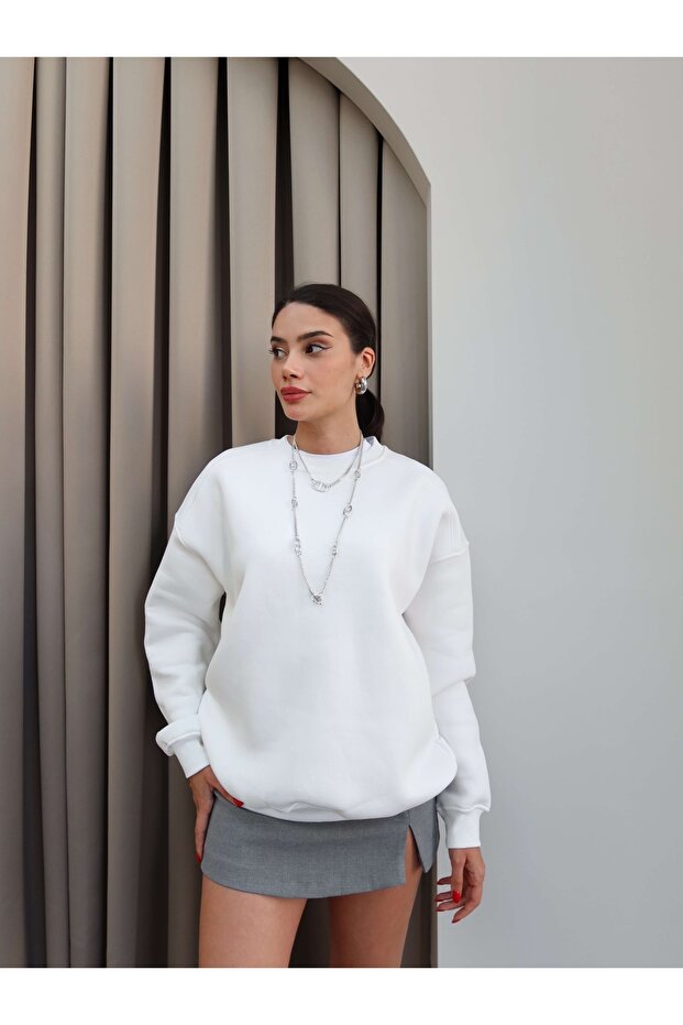White Oversize Raised Sweatshirt