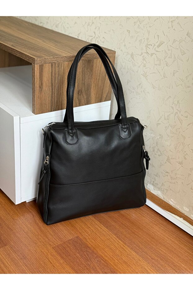 Large Casual Women's Shoulder Bag with Side Zipper Pockets