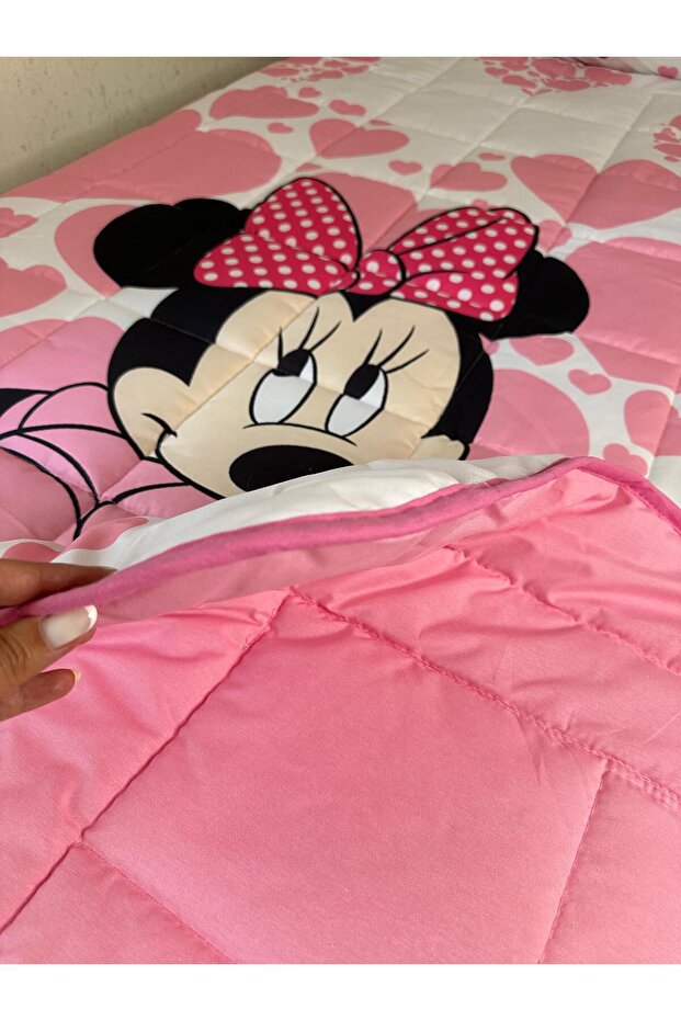 Minnie Mouse Desenli, Kapitone Dikişli Tek Kişilik Yatak Örtüsü Seti 160x220 cm + Yastık Kılıfı - 3