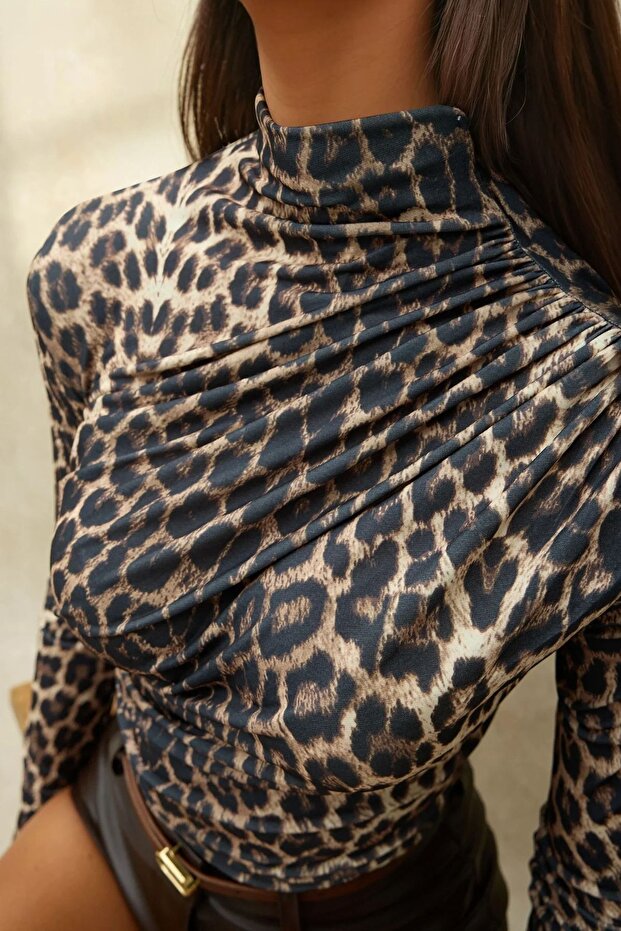 Leopard Print Half High Collar Blouse - 3