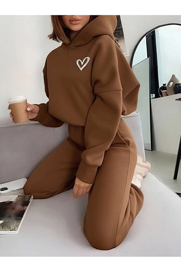 Daily 3 Thread Comfortable Heart Printed Winter Thick Bottom Top Hooded Sweatshirt Set