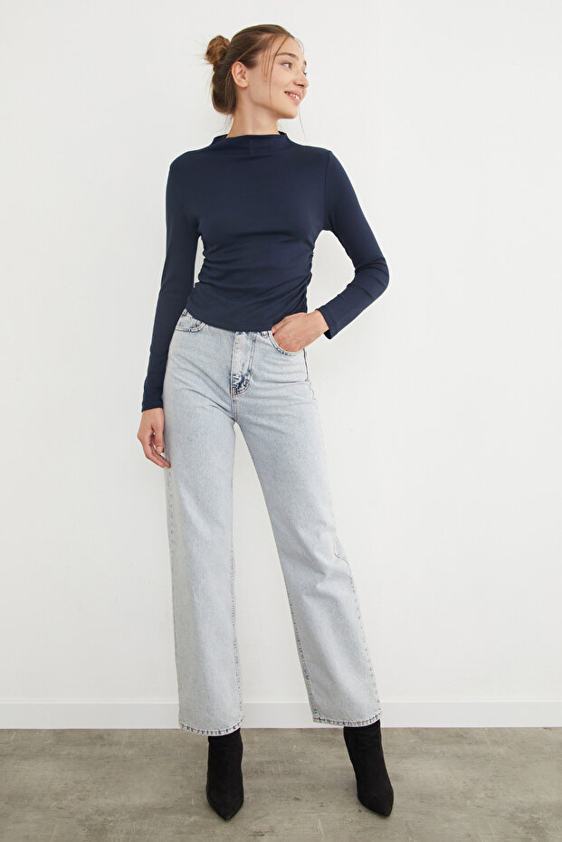 Basic Yanları Drapeli Dik Yaka Modal Bluz - 3