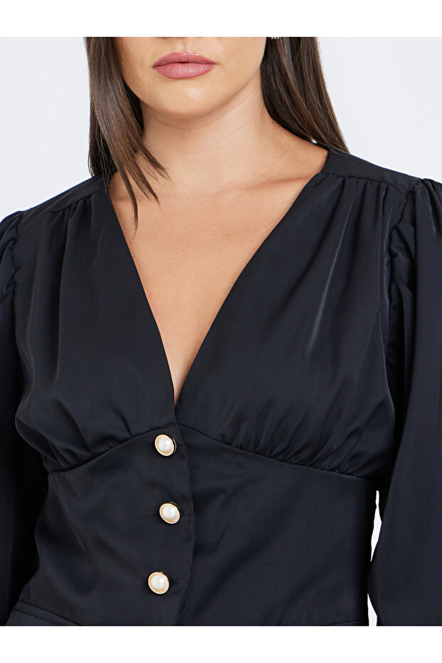 بلوزة سادة بأكمام منفوخة وأزرار - 3