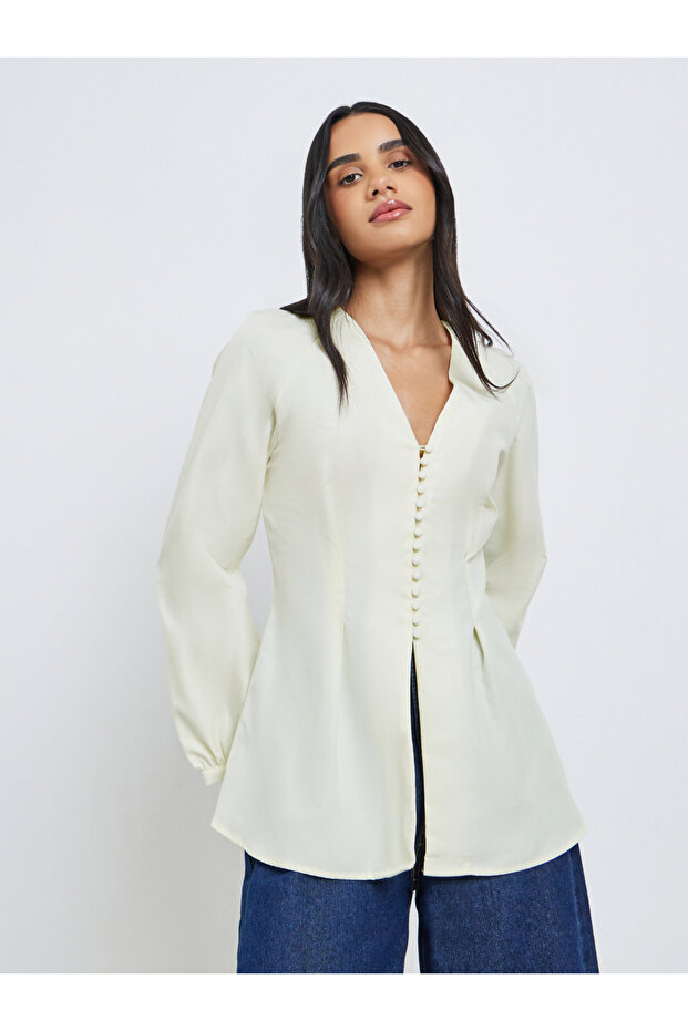 Solid Balloon Sleeve Buttoned Blouse - 1