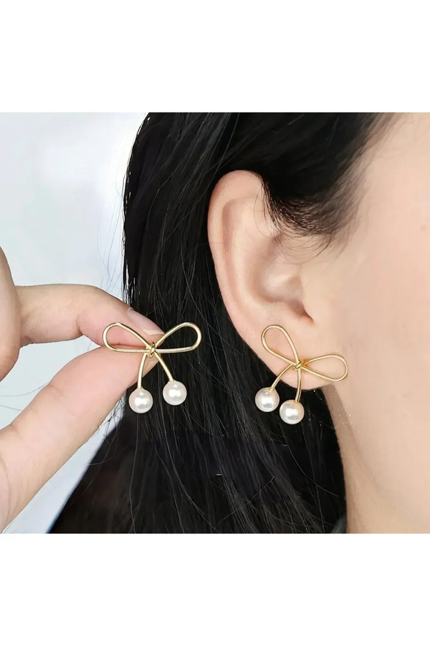 Women's Gold Pearl Bow Earrings