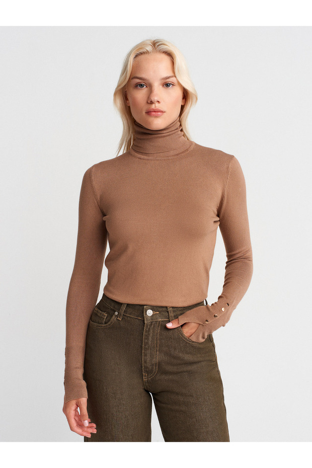 1268 Turtleneck Sweater-Dark Mink